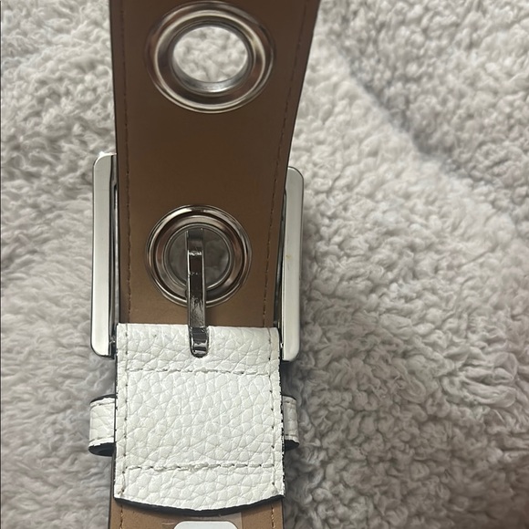 Michael Kors White Leather Belt - Picture 6 of 8